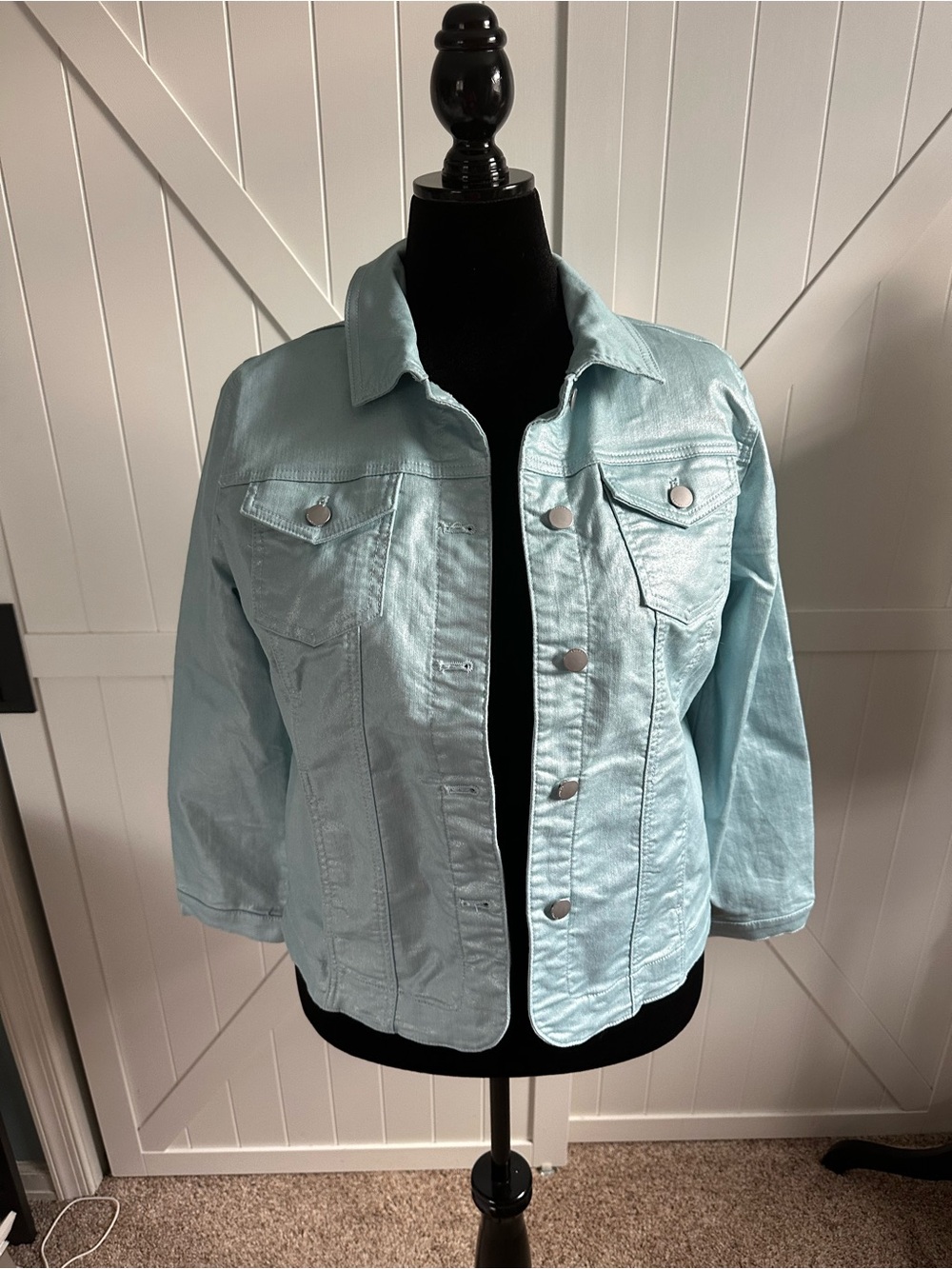 Chico’s Size 2 Aqua Blue Shimmer Stretch Denim Jacket Metallic Sheen Large 12 - Picture 2 of 6
